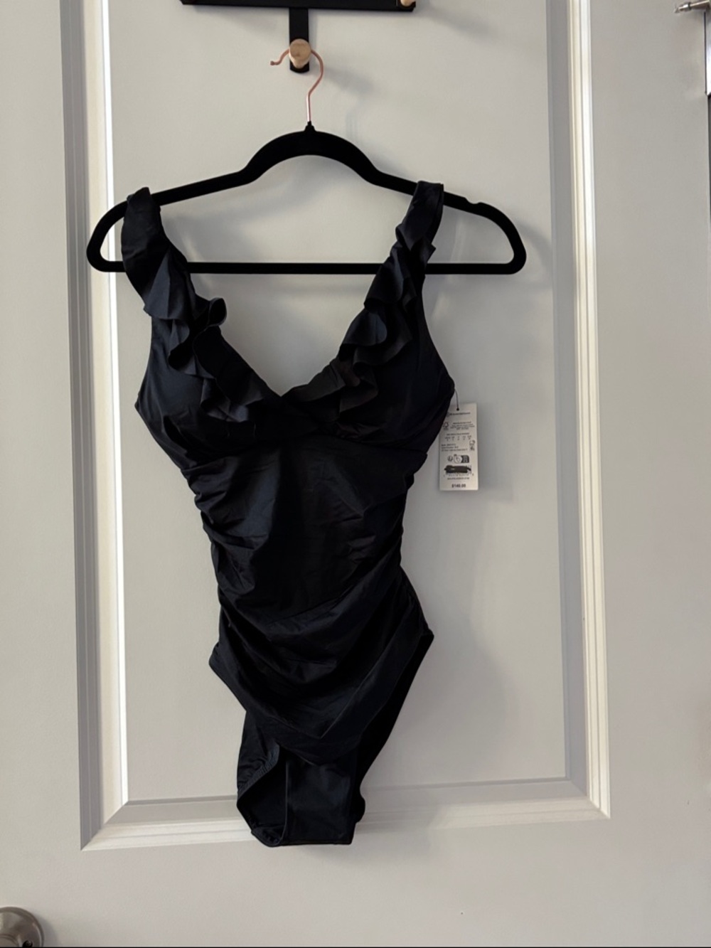 Core Solid Ruffle Underwire One Piece - Picture 3 of 7